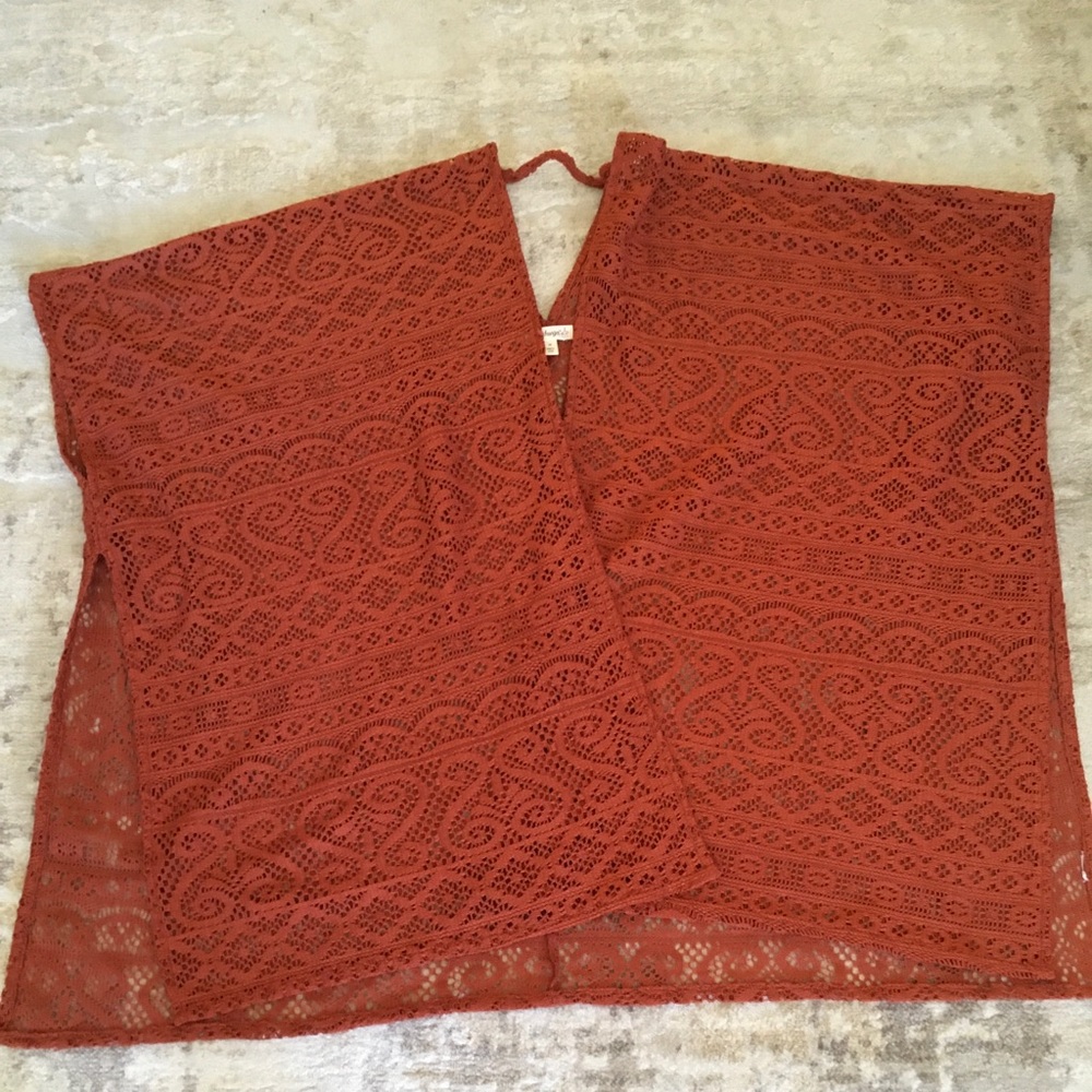 Poncho short sleeve also could be used as a shawl - Picture 4 of 4